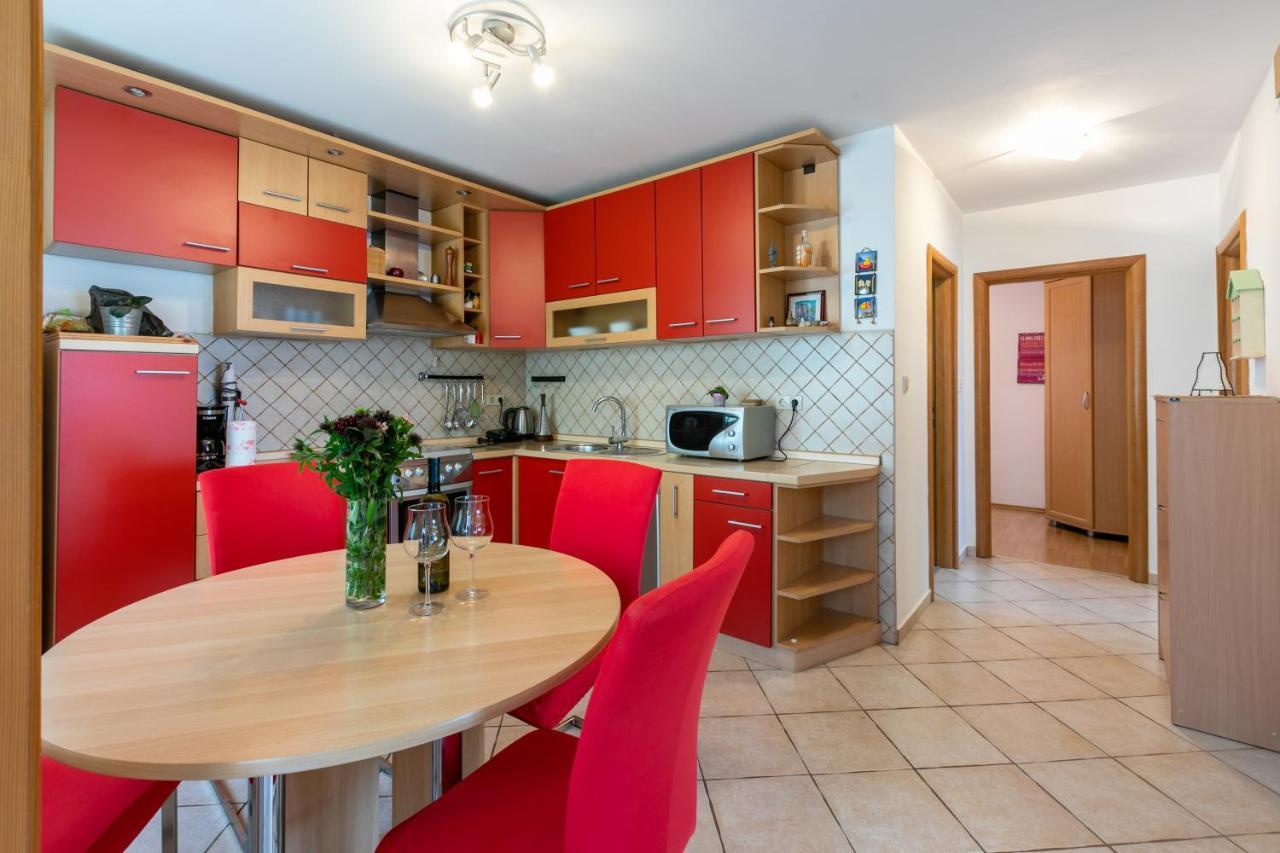 Apartments Kira 크리크베니카 외부 사진